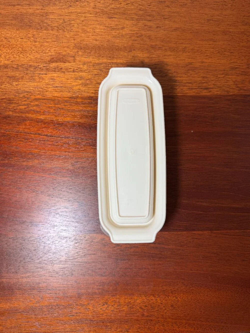 Rubbermaid Servin' Saver Butter Dish Keeper Storage Container - Almond Base